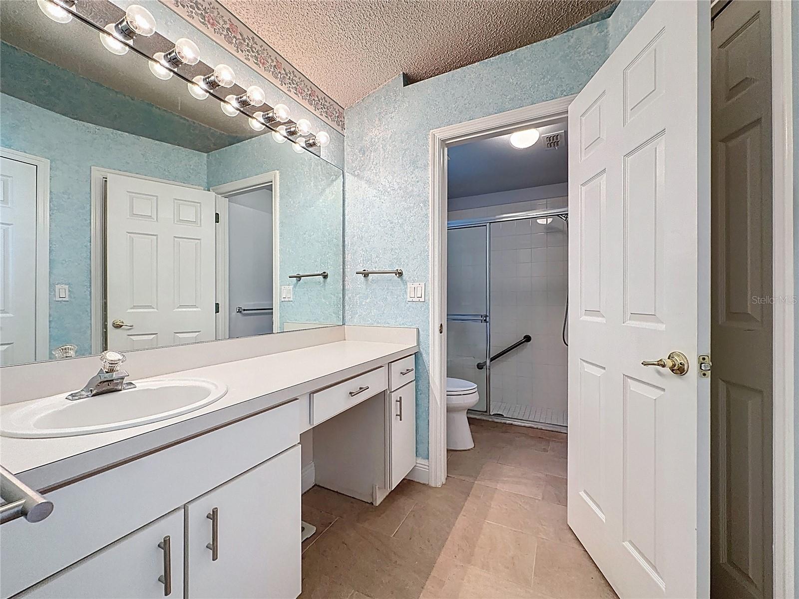 3684 Eversholt St Property Photo 21