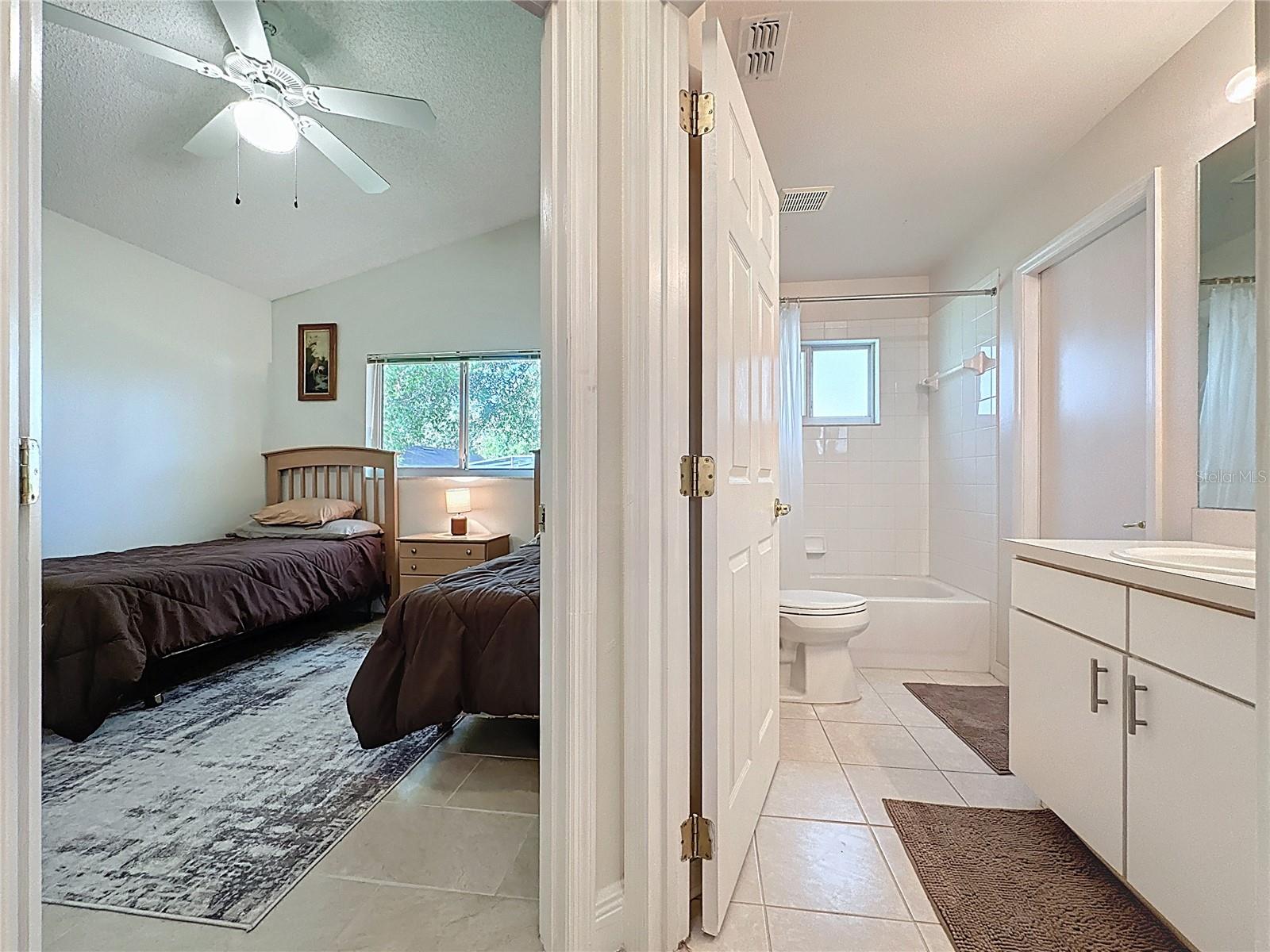3684 Eversholt St Property Photo 26