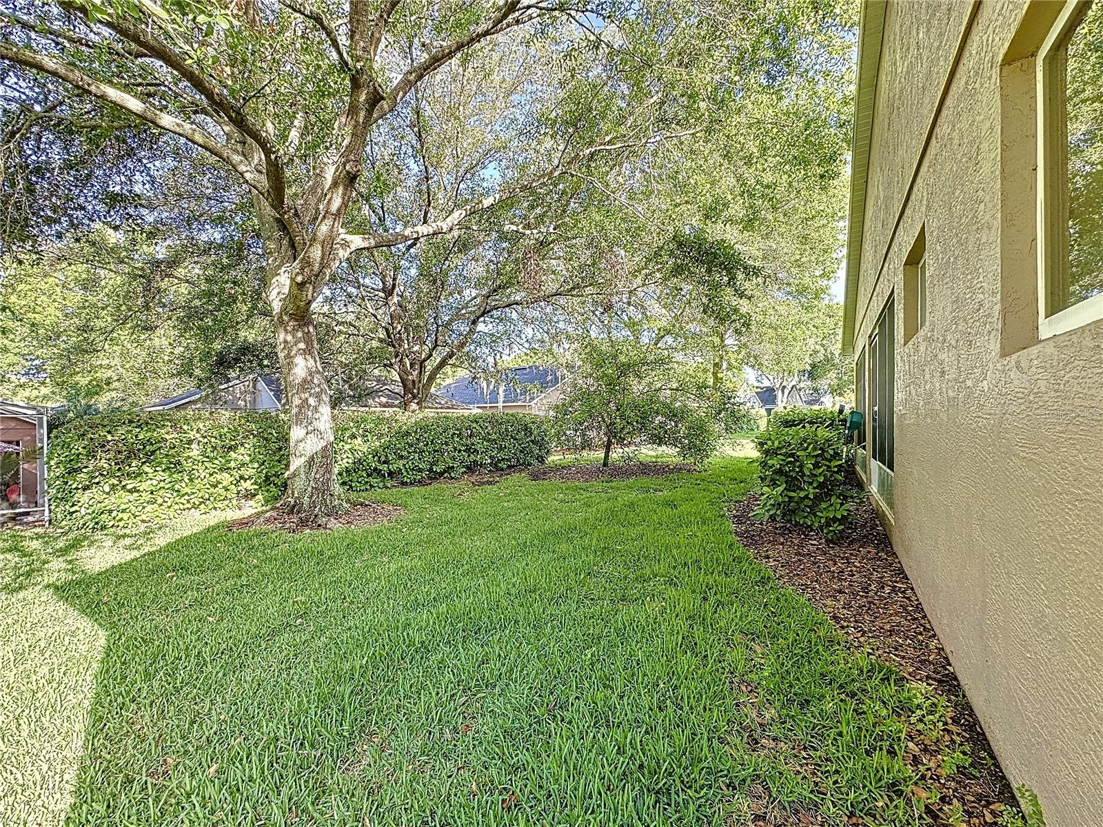 3684 Eversholt St Property Photo 33