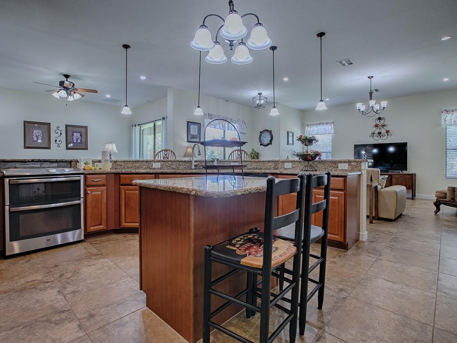 1408 Deuce Cir Property Photo 14