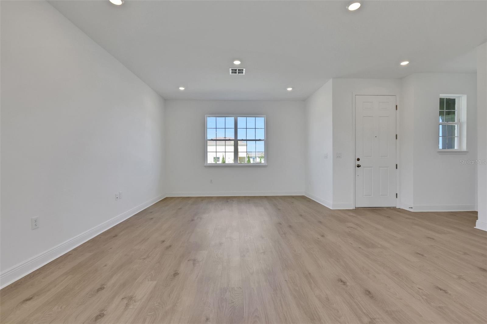 5173 Waypointe Blvd Property Photo 16