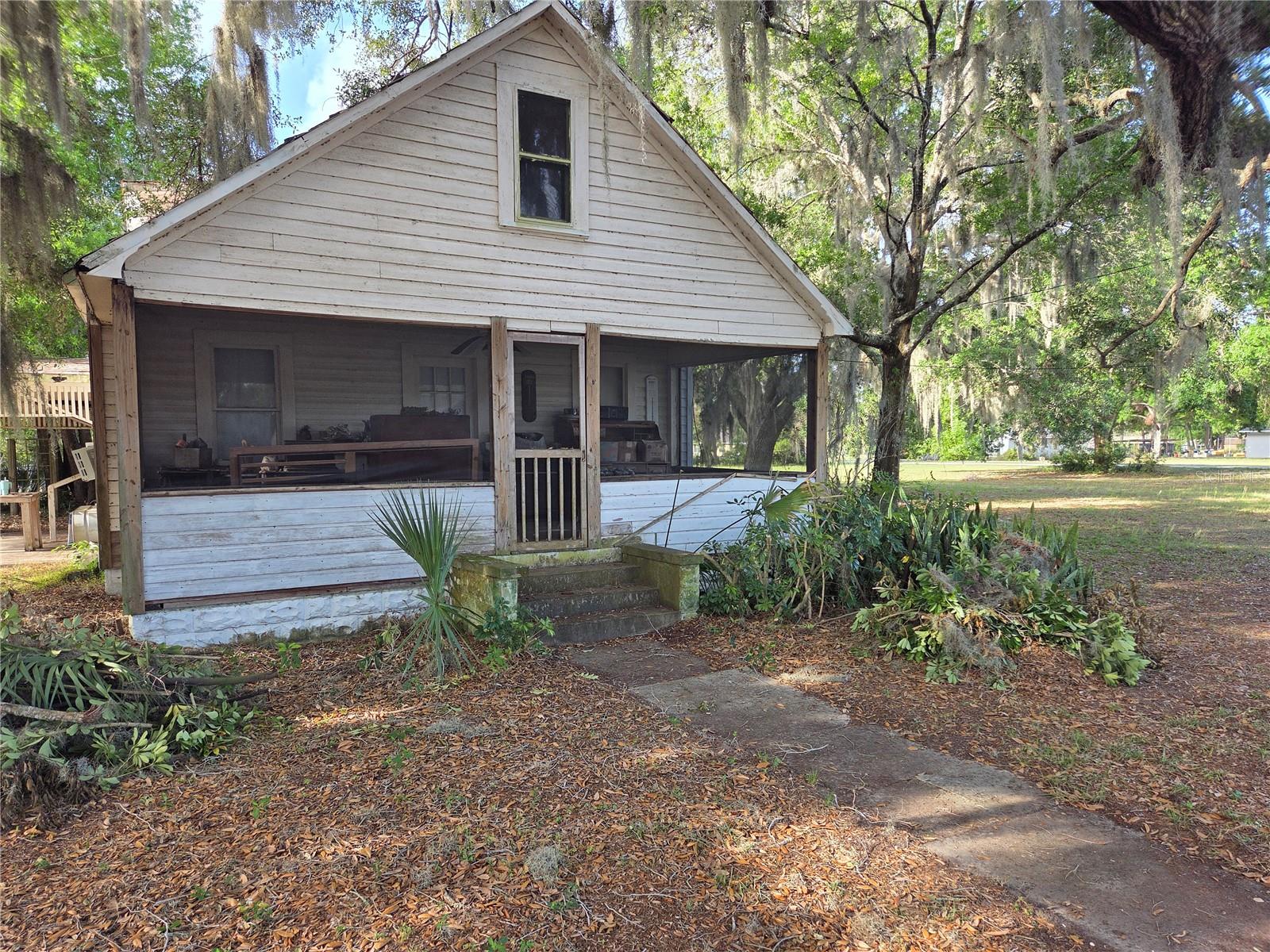 350 Cassady St Property Photo