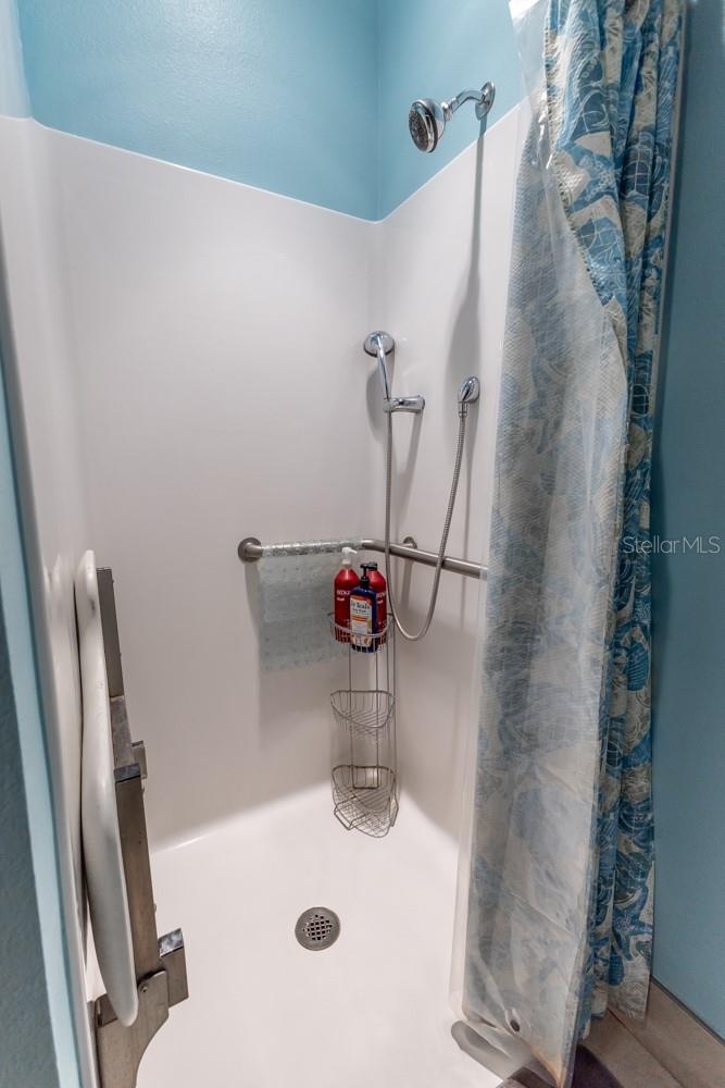 809 County Road 466 #202c Property Photo 33