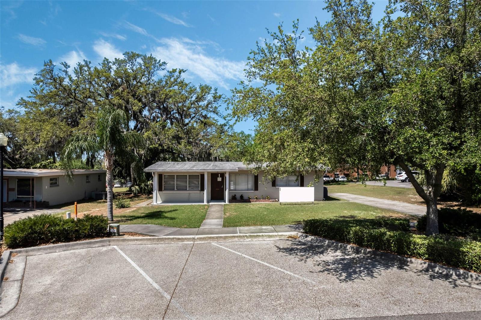 740 Lake Ave Property Photo 4