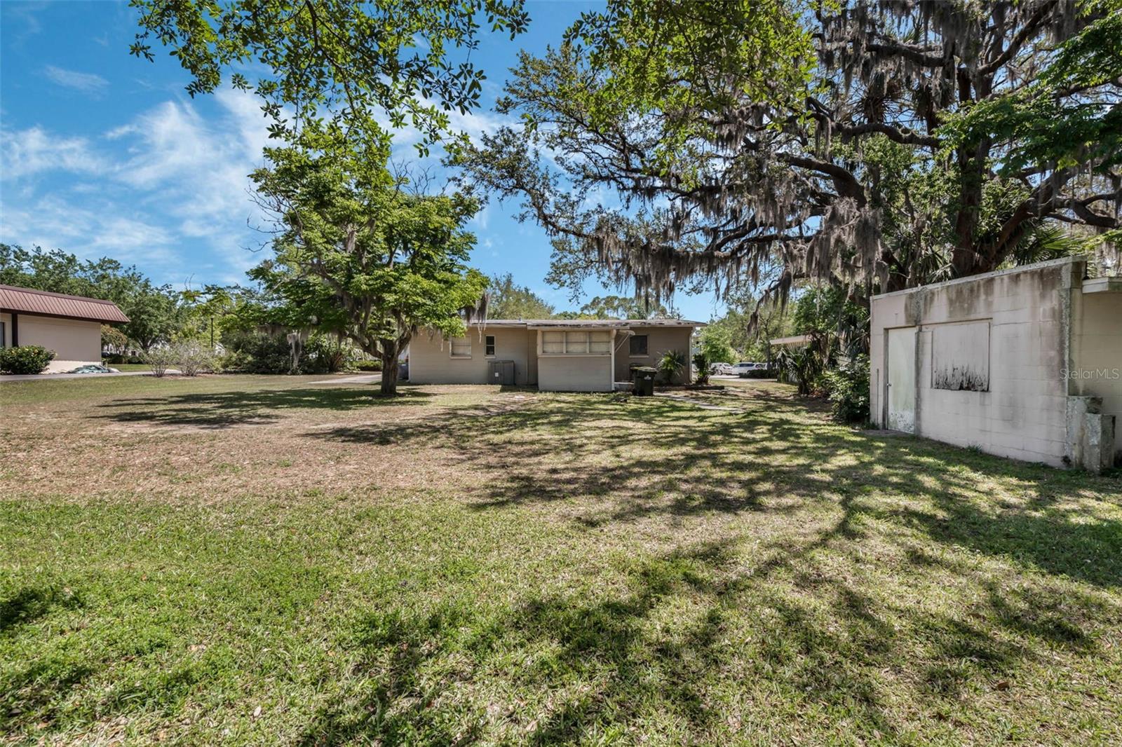 740 Lake Ave Property Photo 30