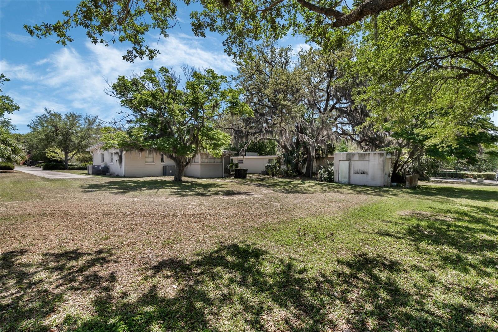 740 Lake Ave Property Photo 31