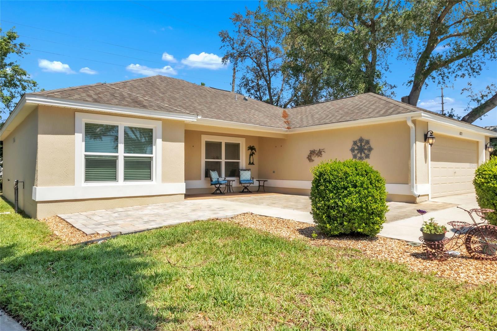 1871 W Schwartz Blvd Property Photo