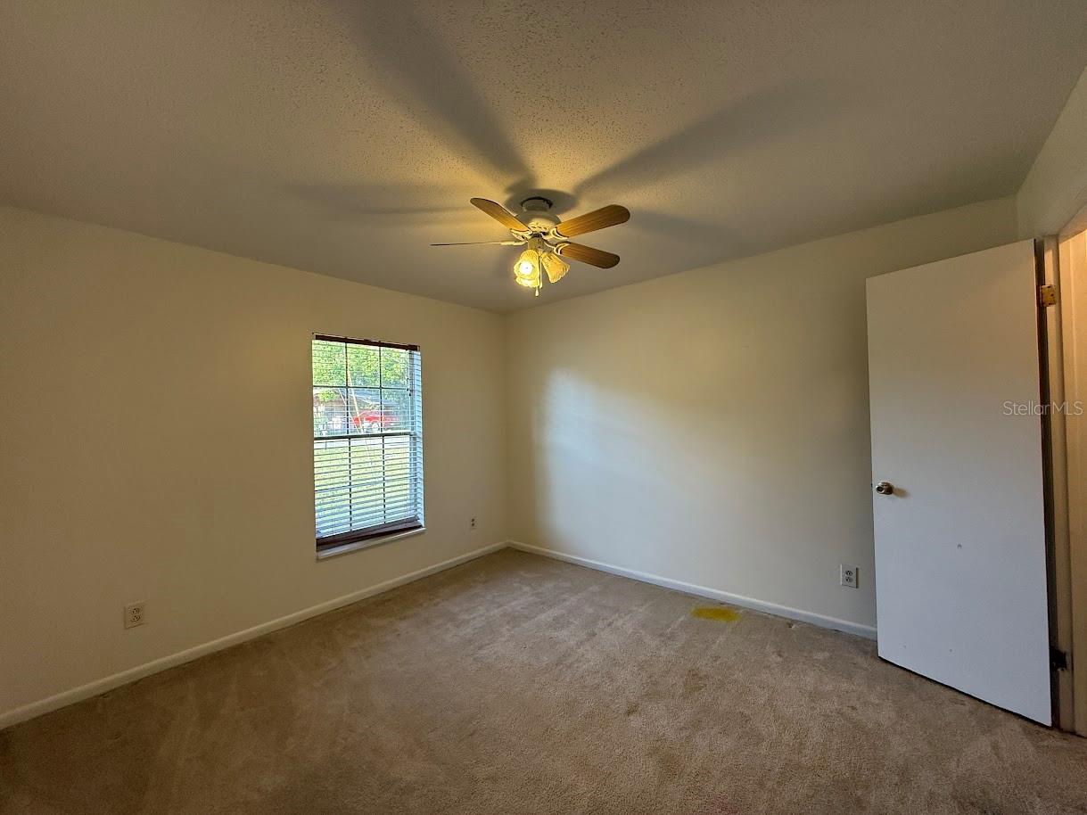 1805 Ne 29th Pl Property Photo 12