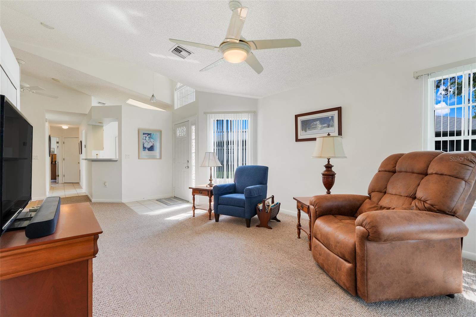 26736 Cash Ct Property Photo 7