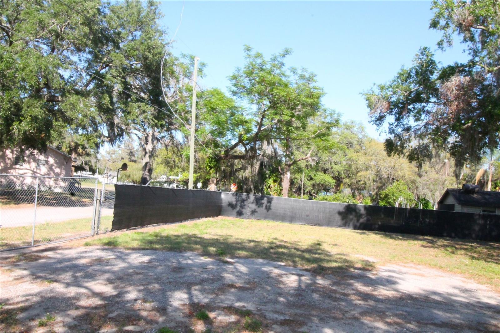 114 W Myers Blvd Property Photo 15