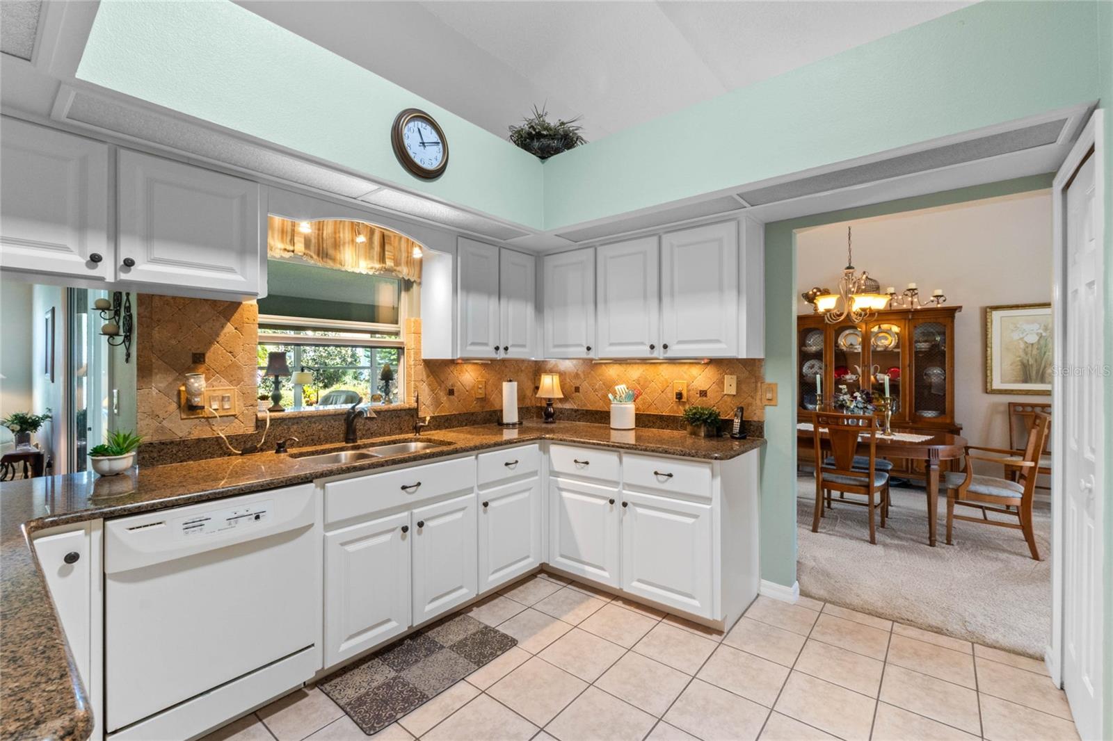 6608 Borg Property Photo 10