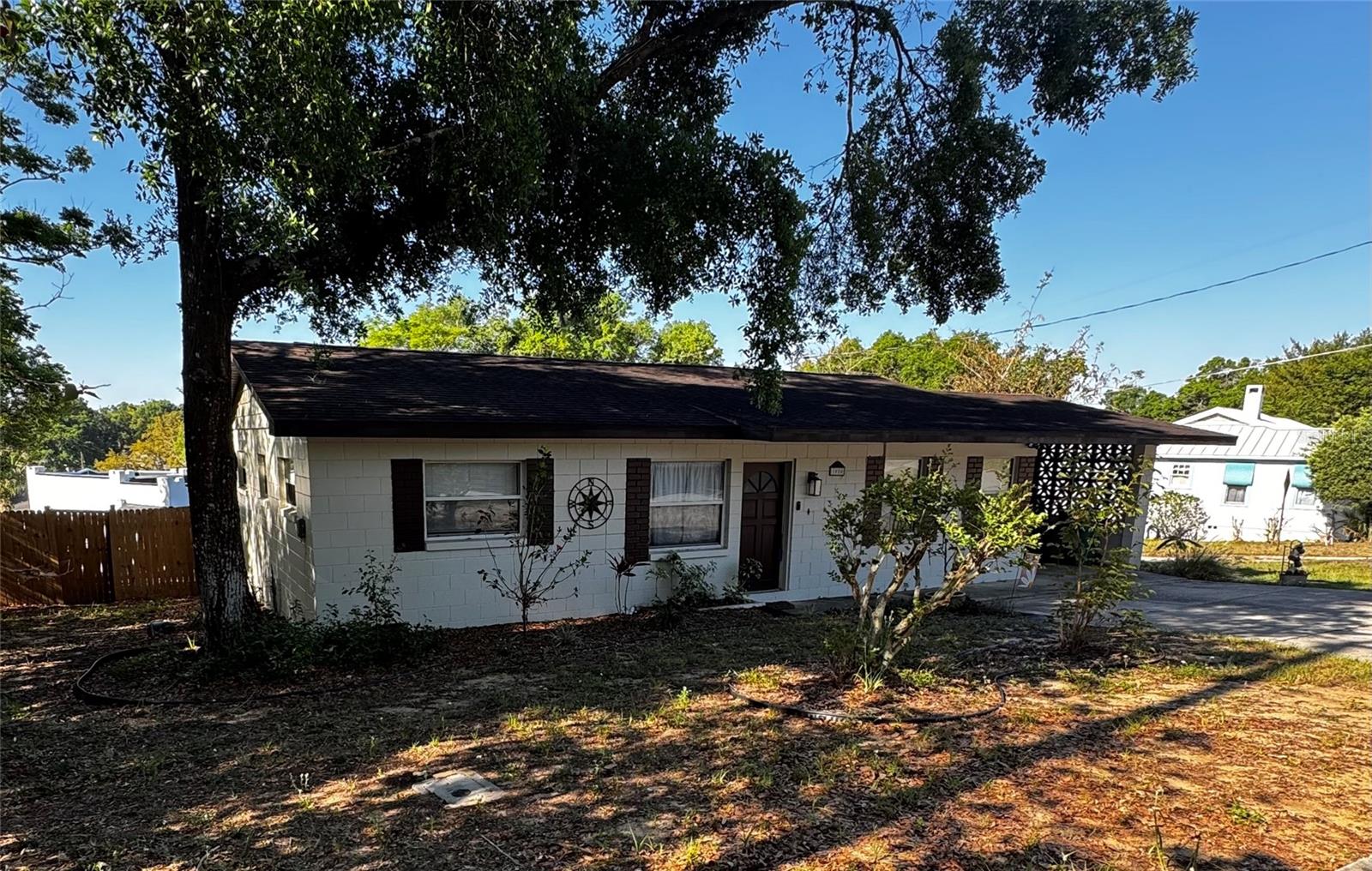 1000 Morningside Dr Property Photo