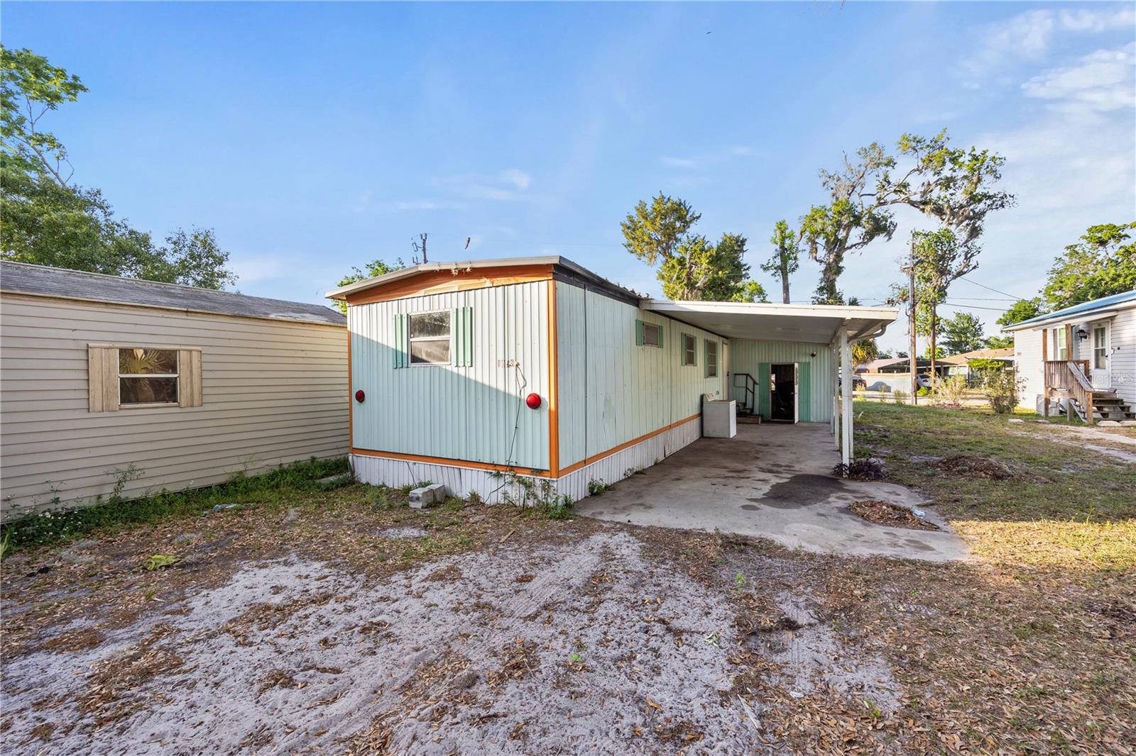 1098 Nw 7th Blvd Property Photo