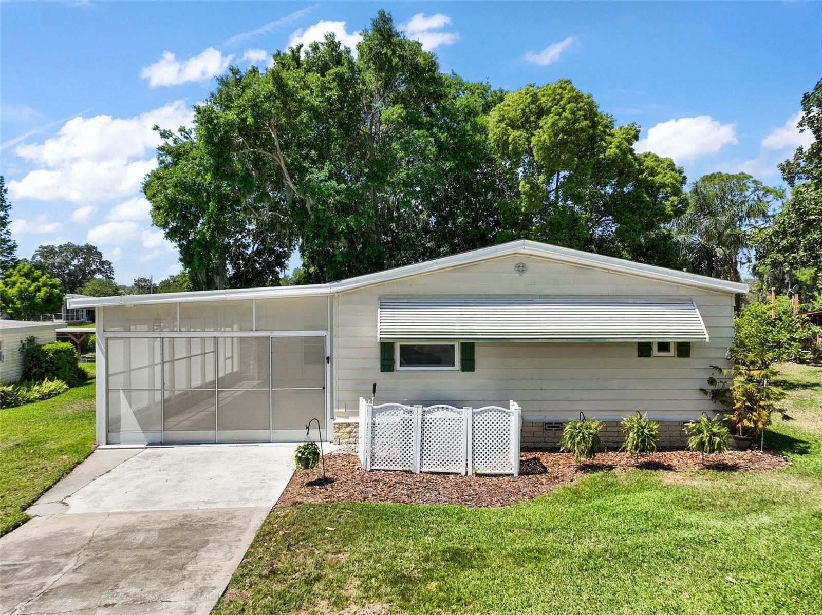34407 Island Dr Property Photo