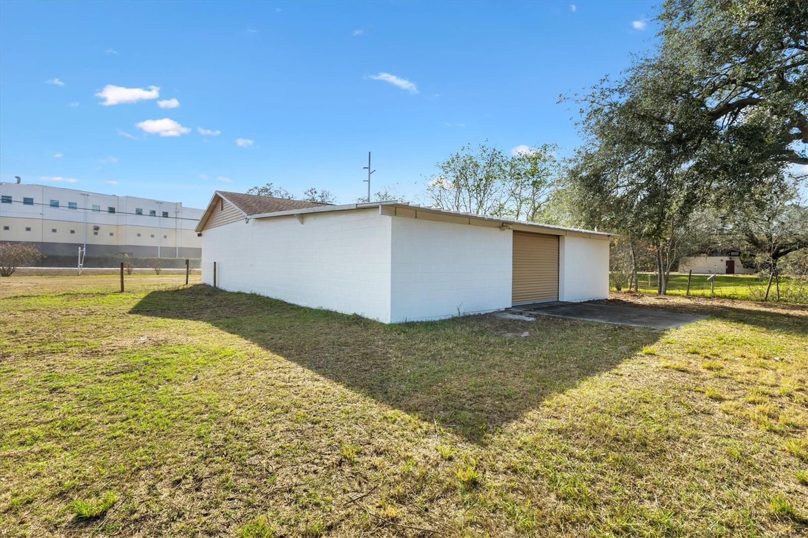 574 W Kings Hwy Property Photo 16