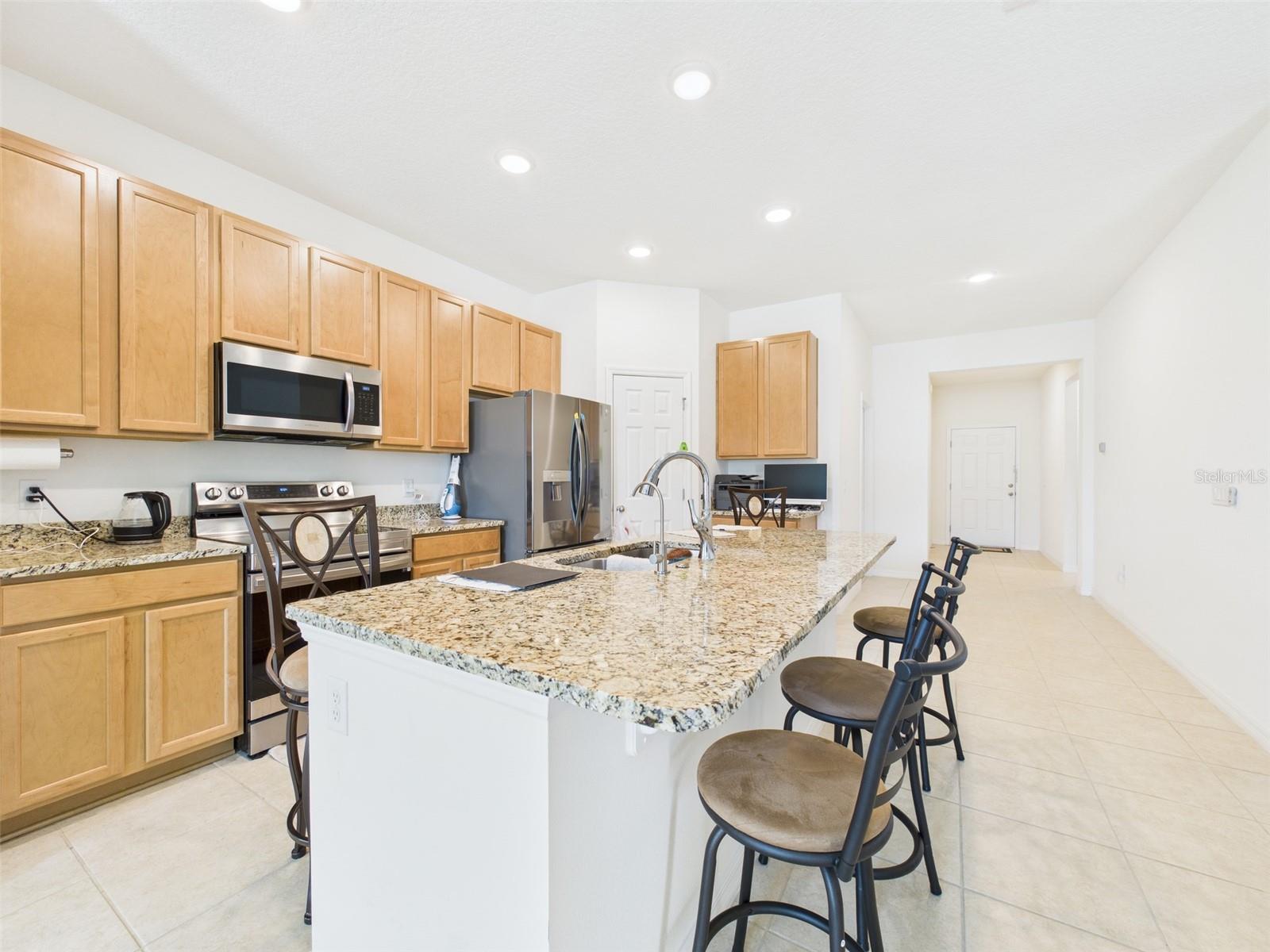 3363 Curlew Ave Property Photo 4
