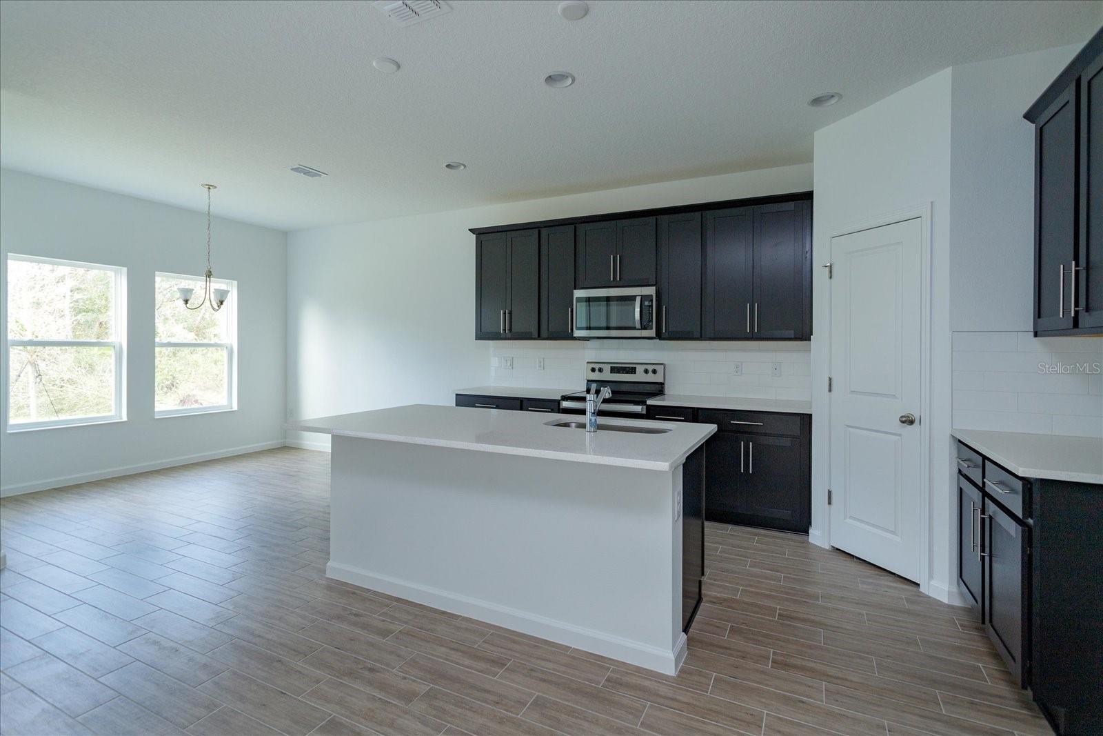 5028 Balsam Falls Rd Property Photo 6