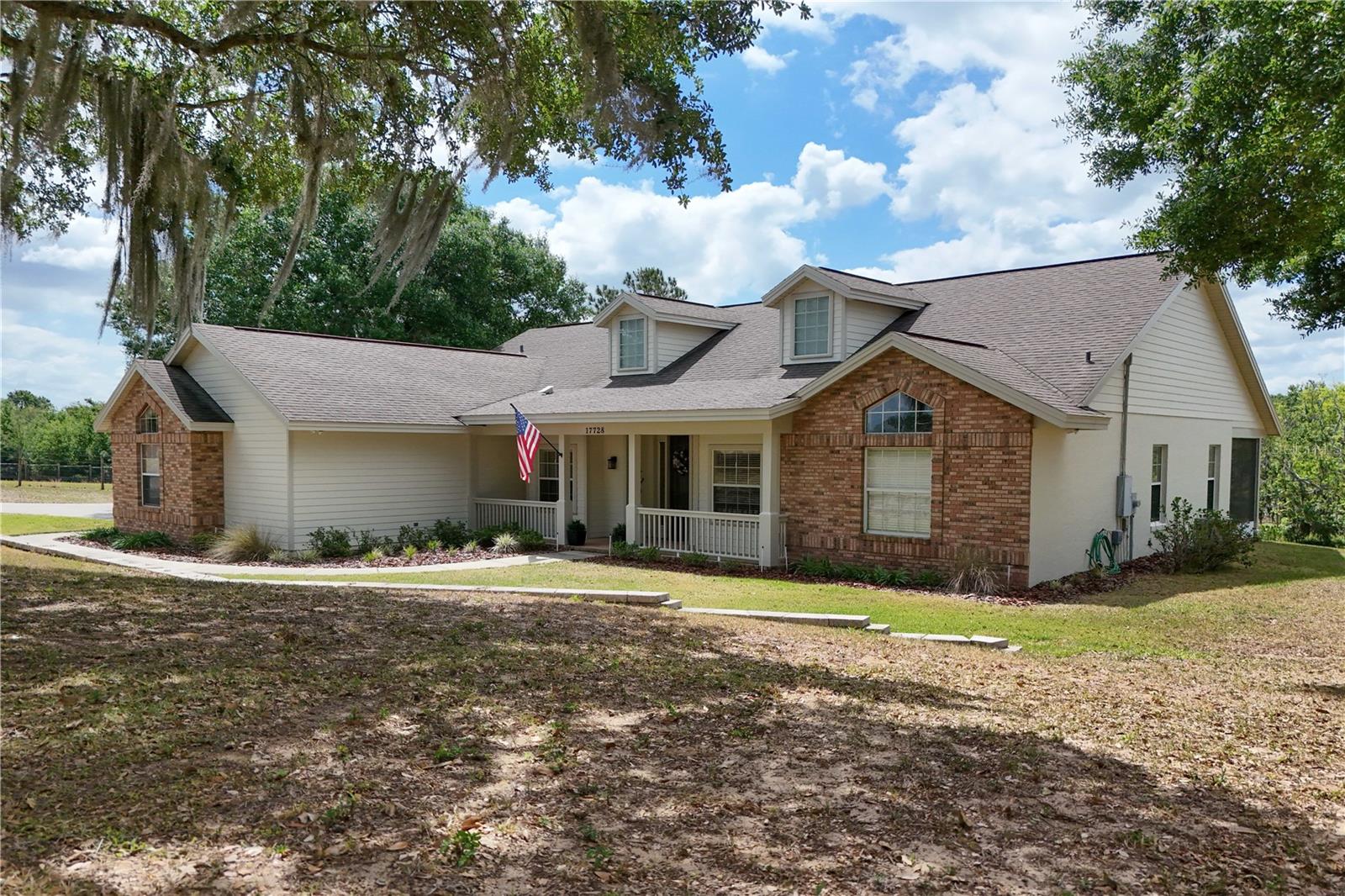 17728 Palm View Cir Property Photo