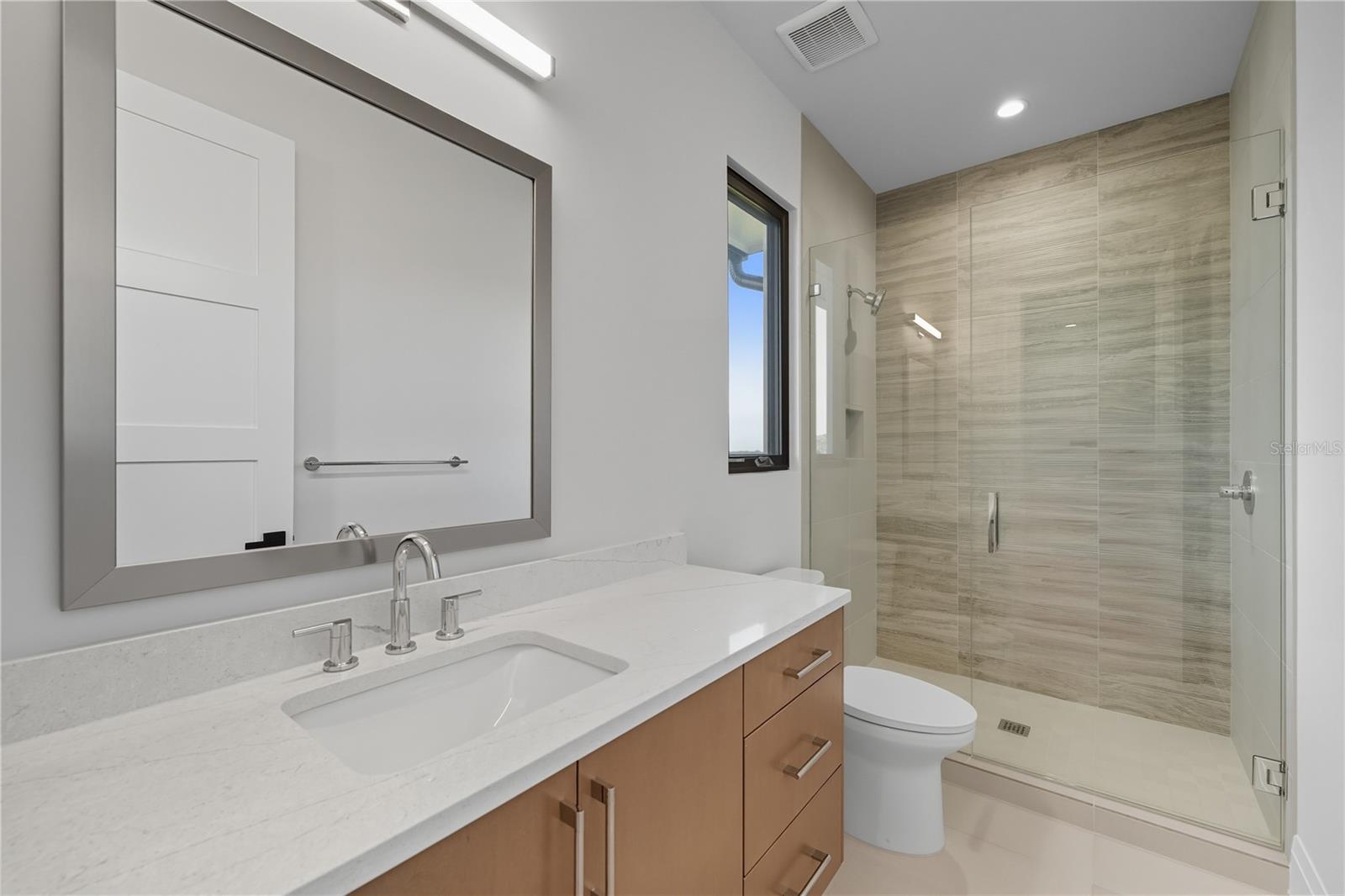 16142 Trivoli Cir Property Photo 26