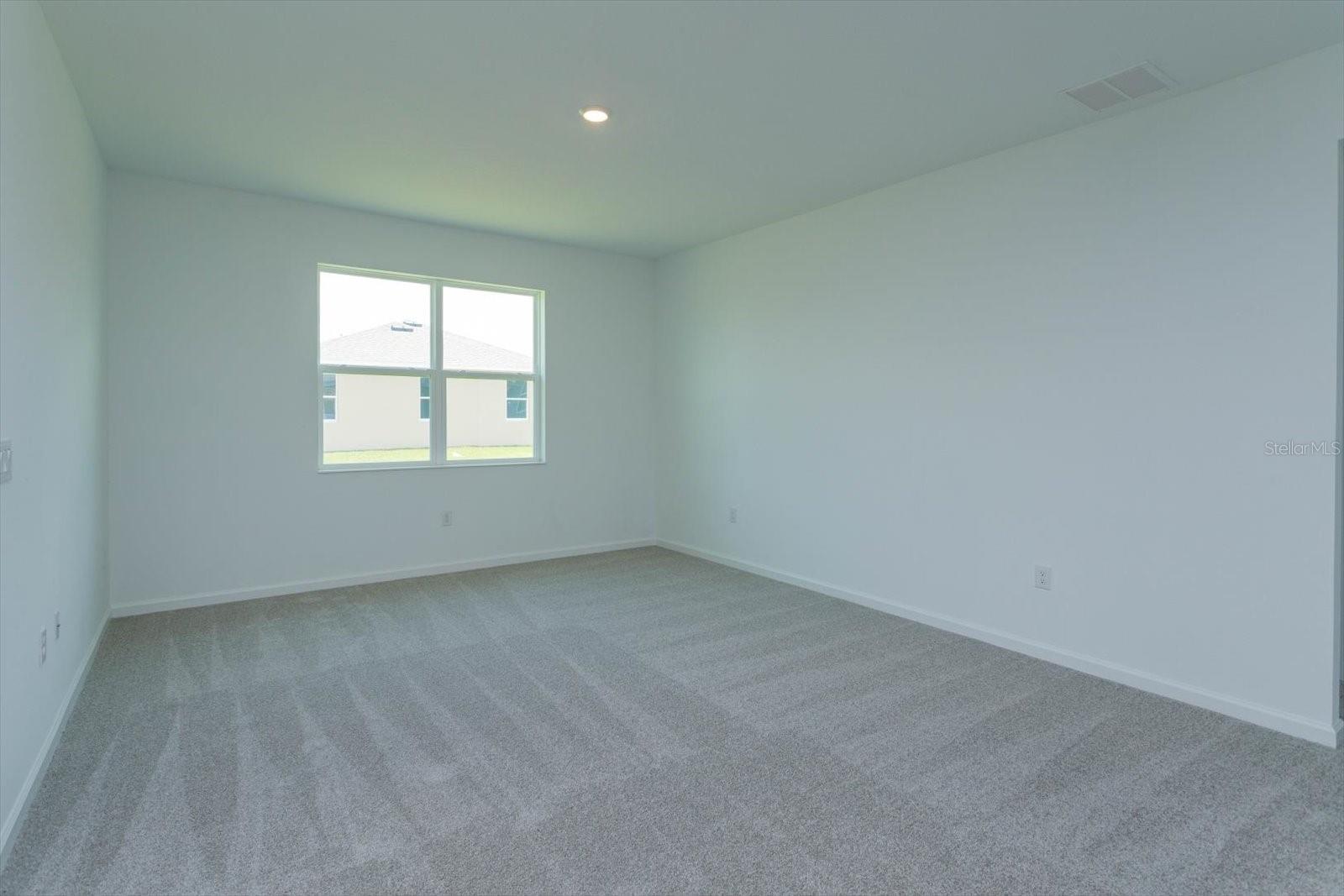 2965 Supermarine Rd Property Photo 9