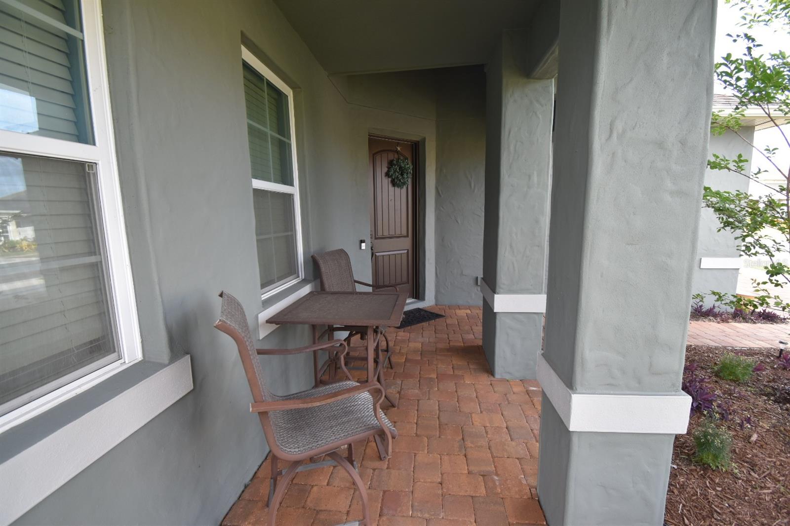 709 Calabria Way Property Photo 4