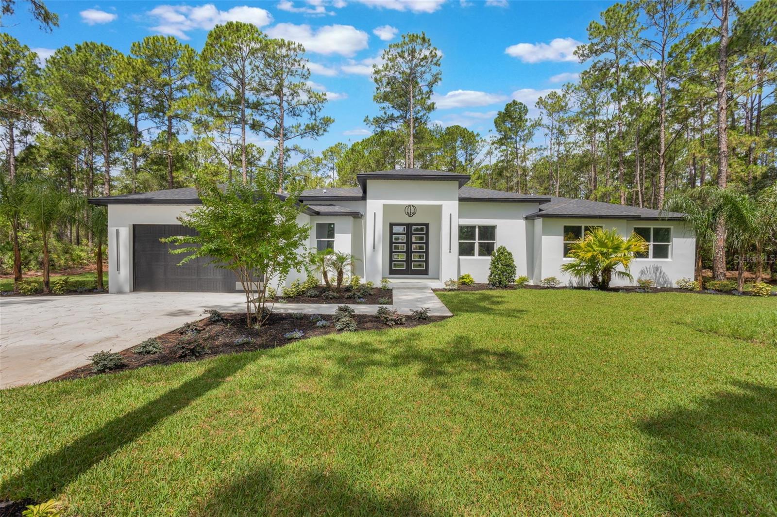 42191 Cashew St Property Photo 1