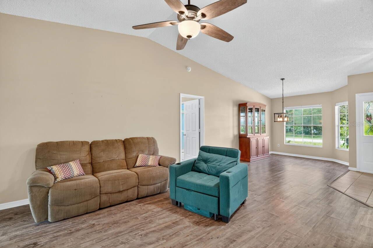 25800 Belle Helene Property Photo 4