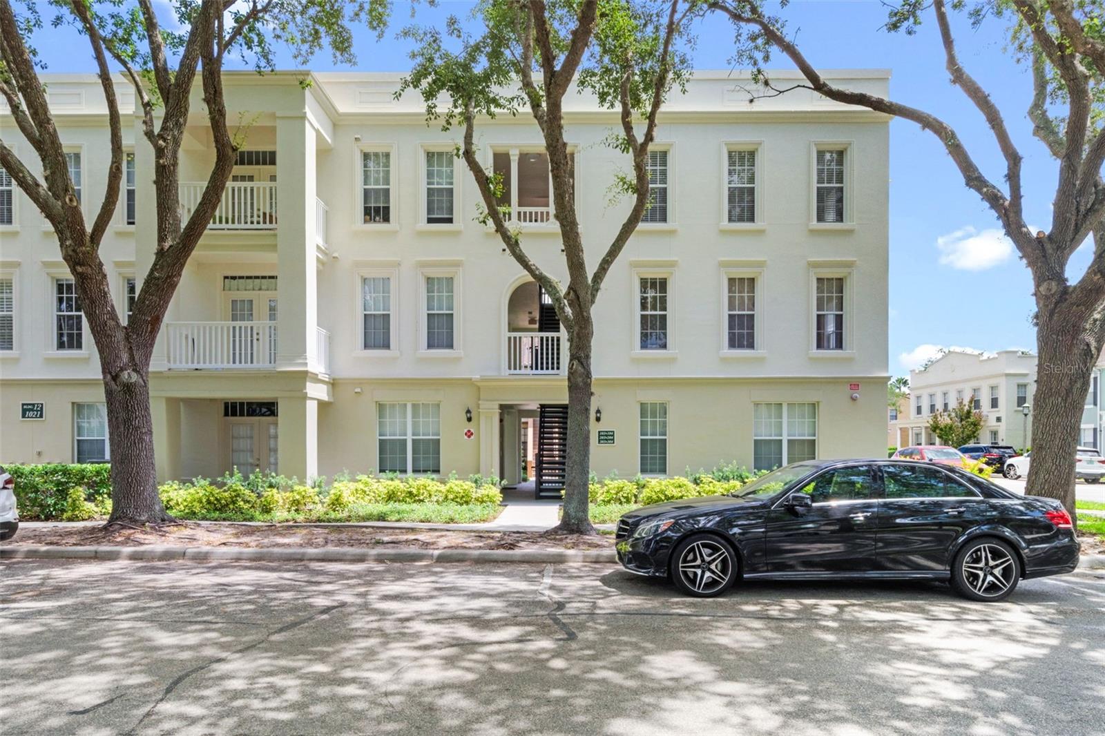 1021 SIENA PARK BLVD #204
