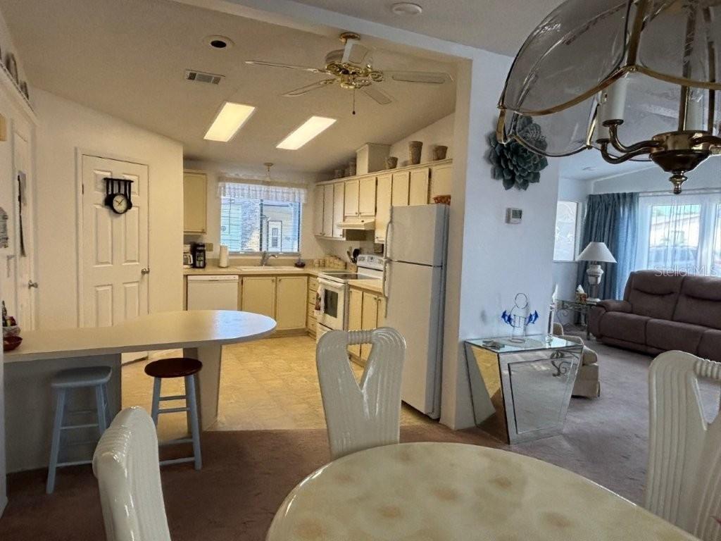 617 Webb Way Property Photo 6