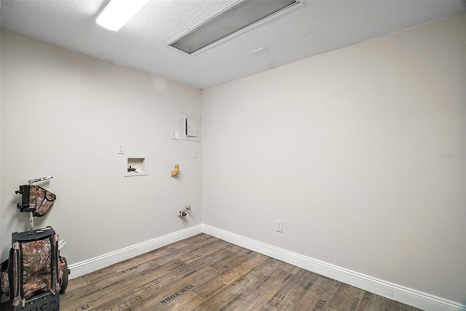 3101 Kurt St Property Photo 24