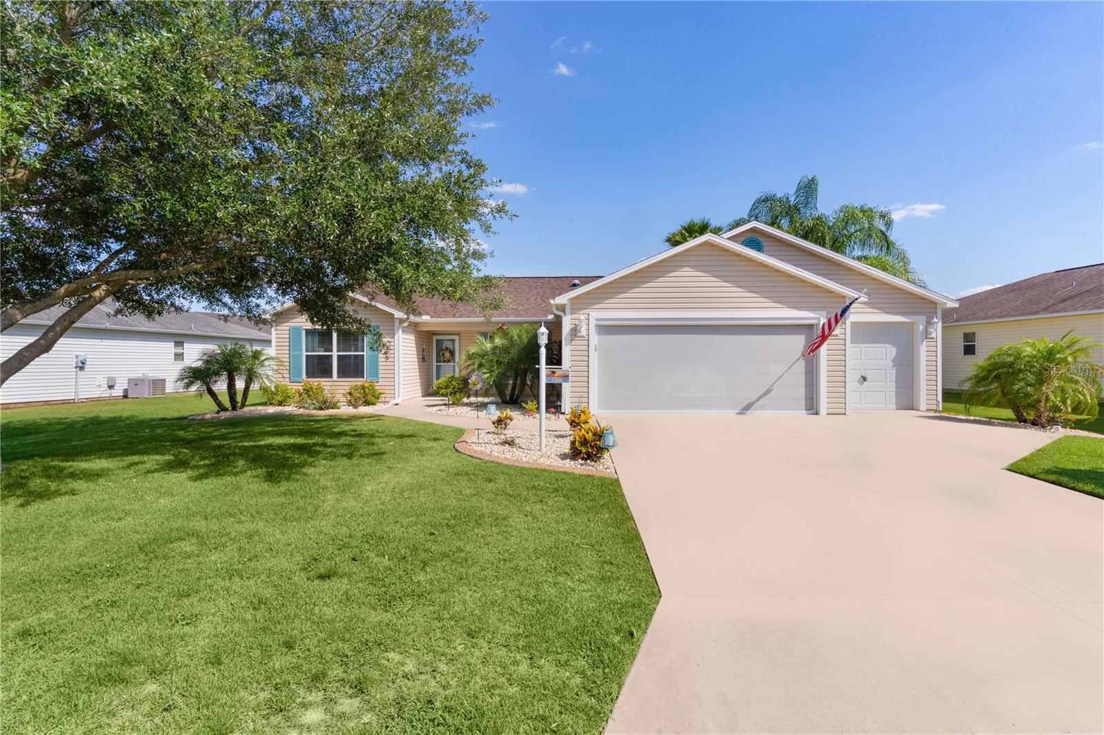 898 Abaco Path Property Photo