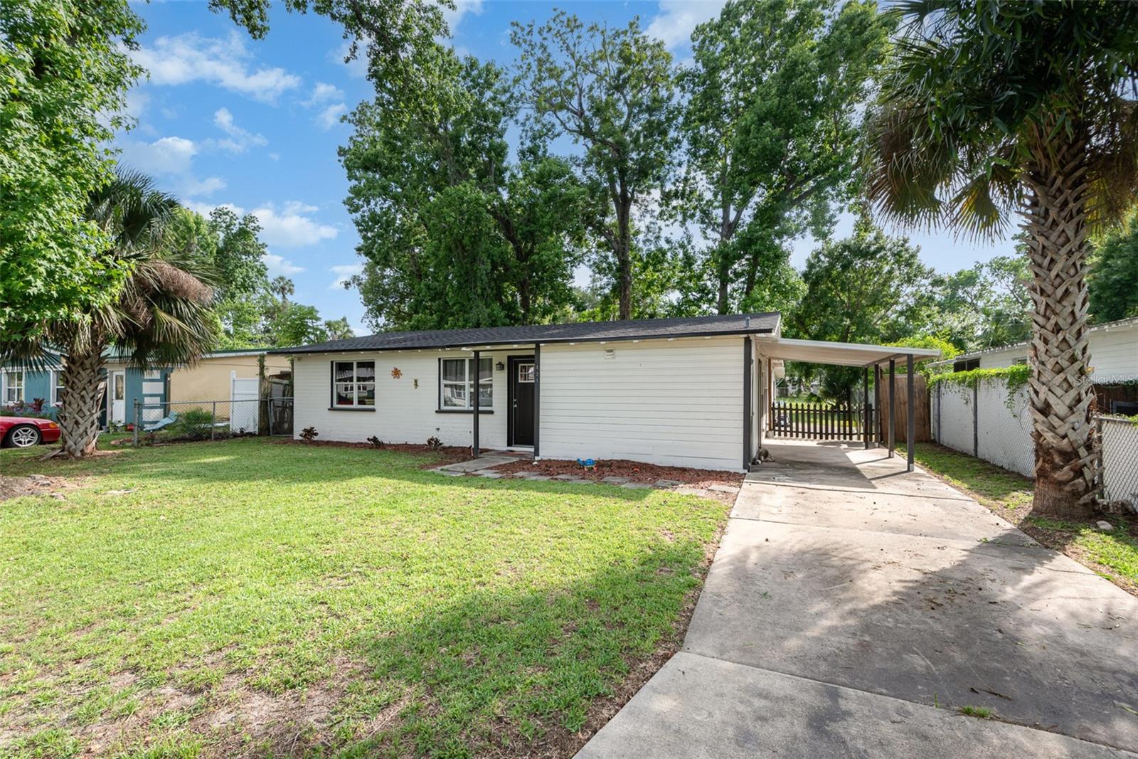 121 Mason Park Dr Property Photo 1