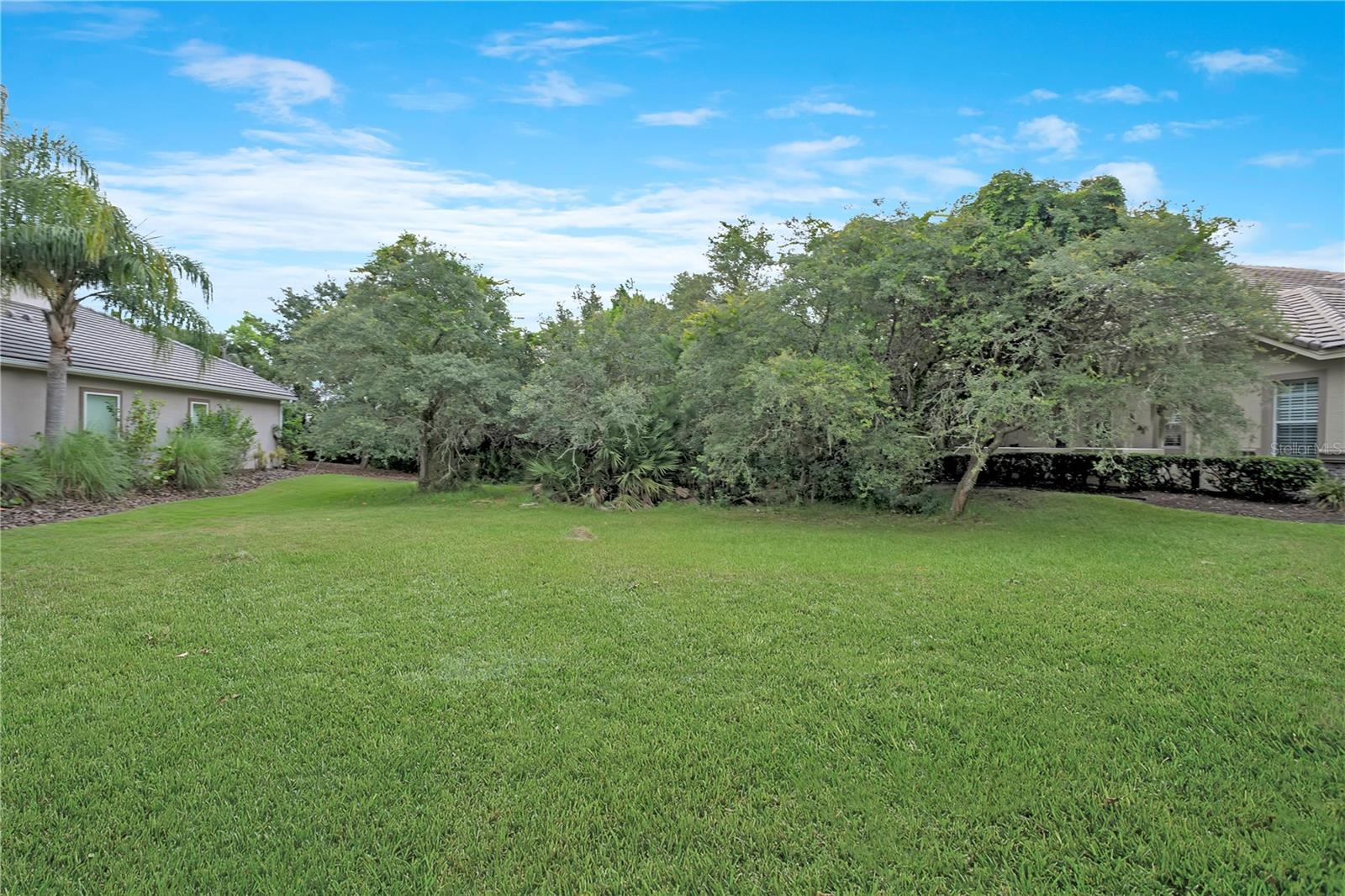 23 Oak View Cir E Property Photo 2
