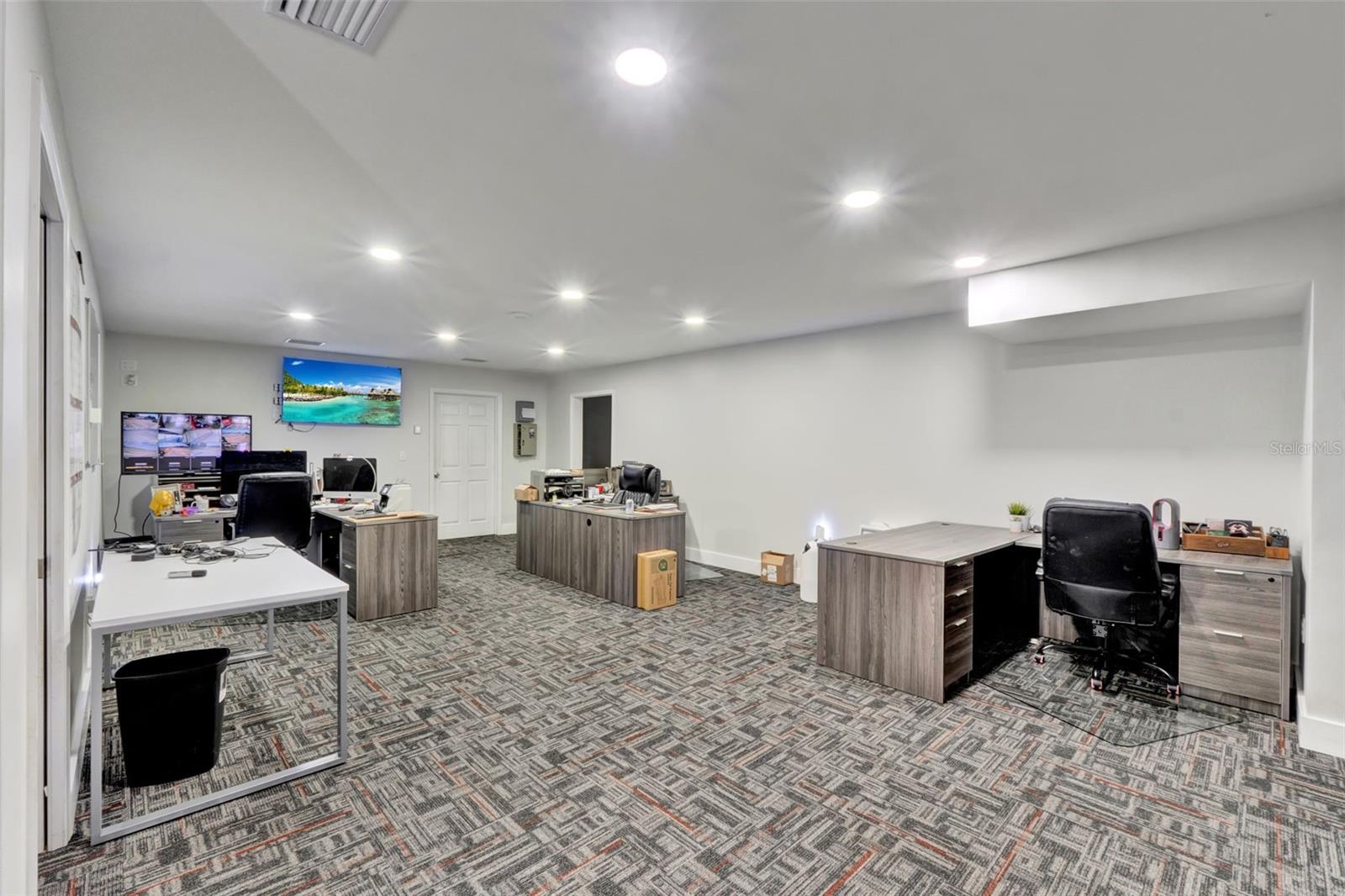 5765 Pit Rd Property Photo 17