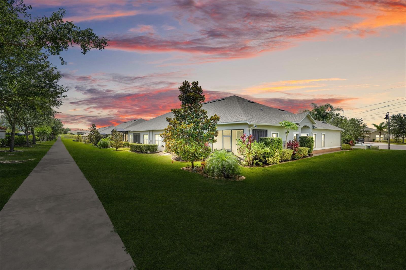 3550 Fairwaters Ct #d Property Photo 4