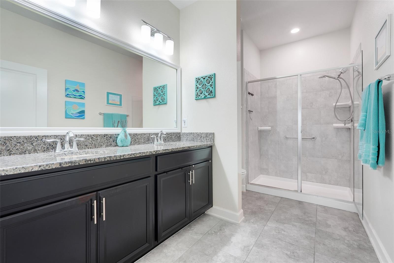 3550 Fairwaters Ct #d Property Photo 17