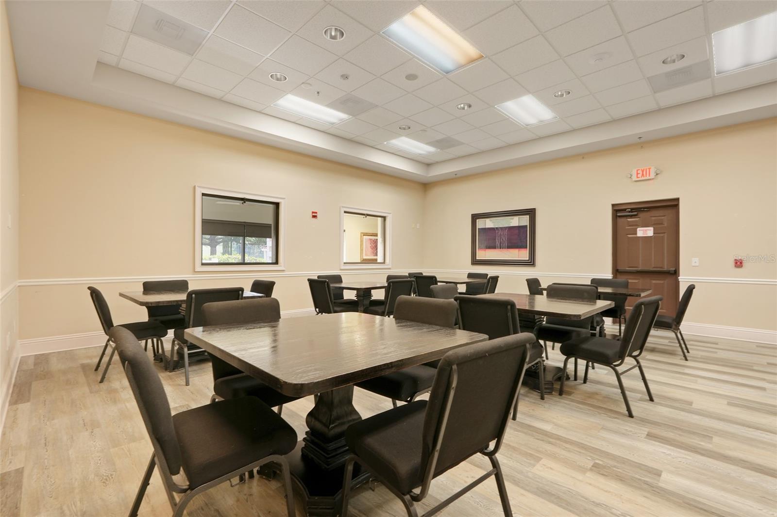 3550 Fairwaters Ct #d Property Photo 39