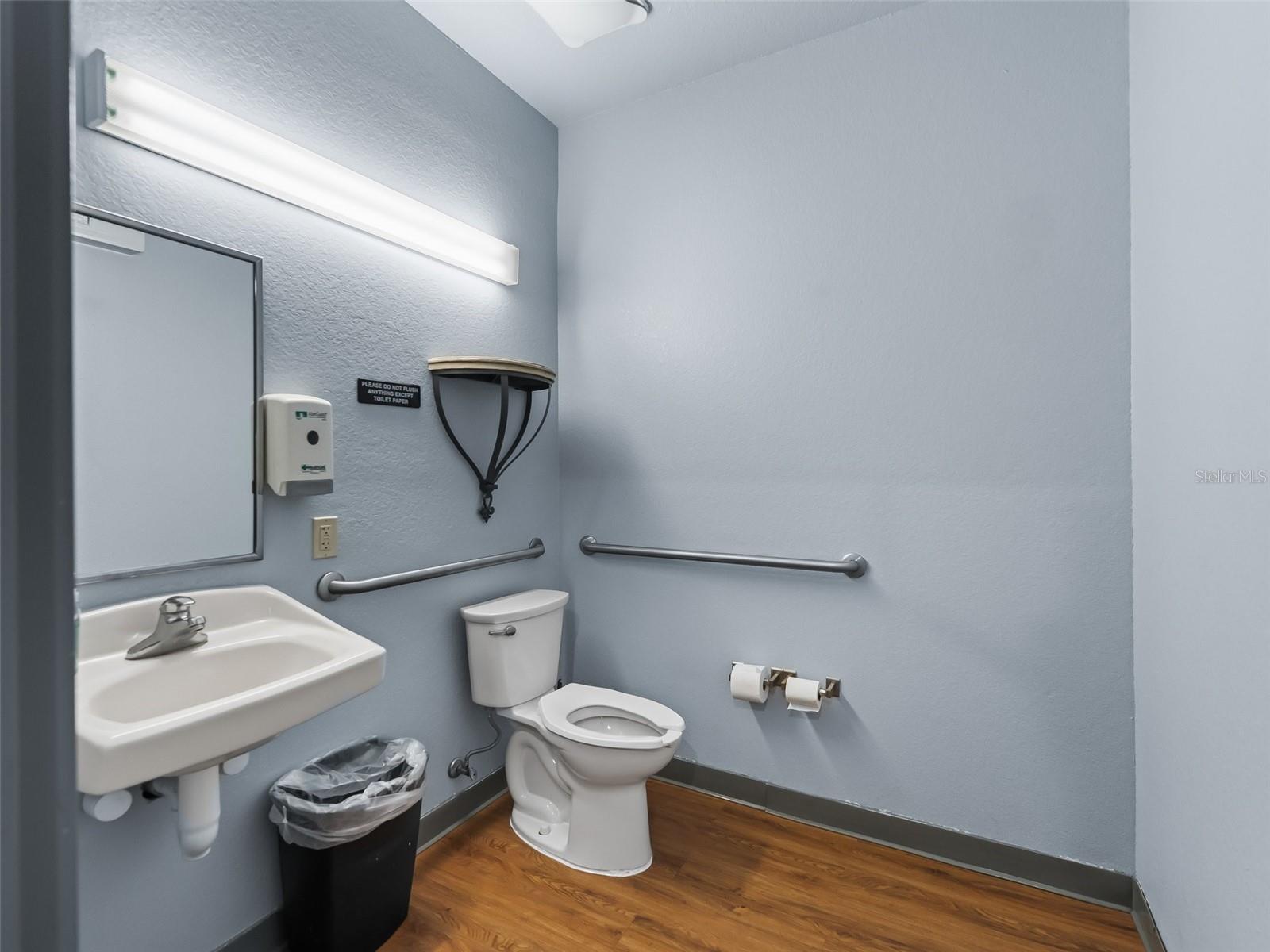1503 Buenos Aires Blvd #140 Property Photo 43