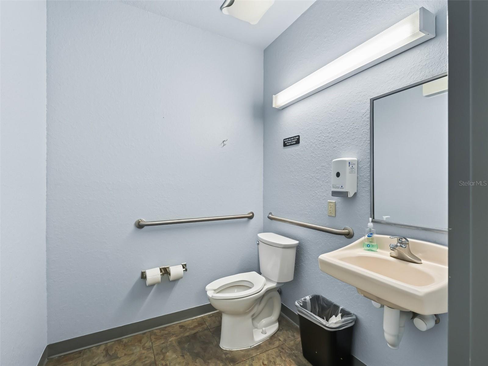 1503 Buenos Aires Blvd #140 Property Photo 44