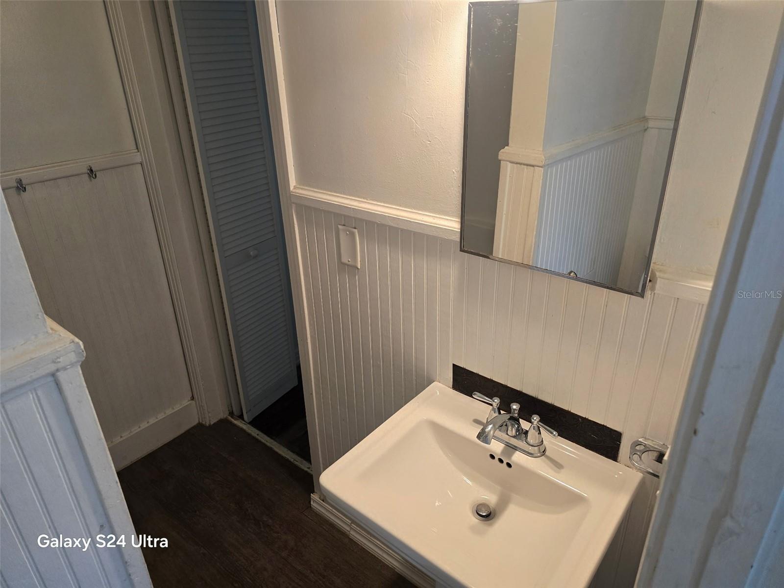 7306 Earlwood Ave Property Photo 9