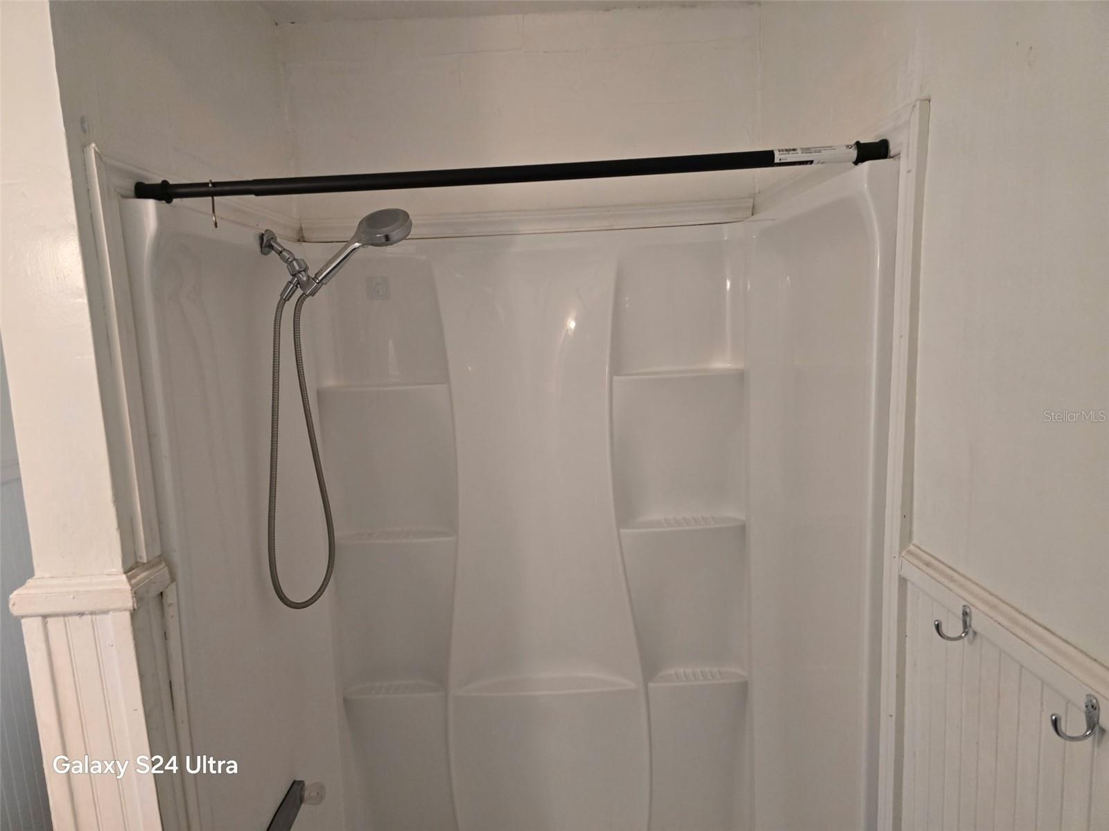 7306 Earlwood Ave Property Photo 10
