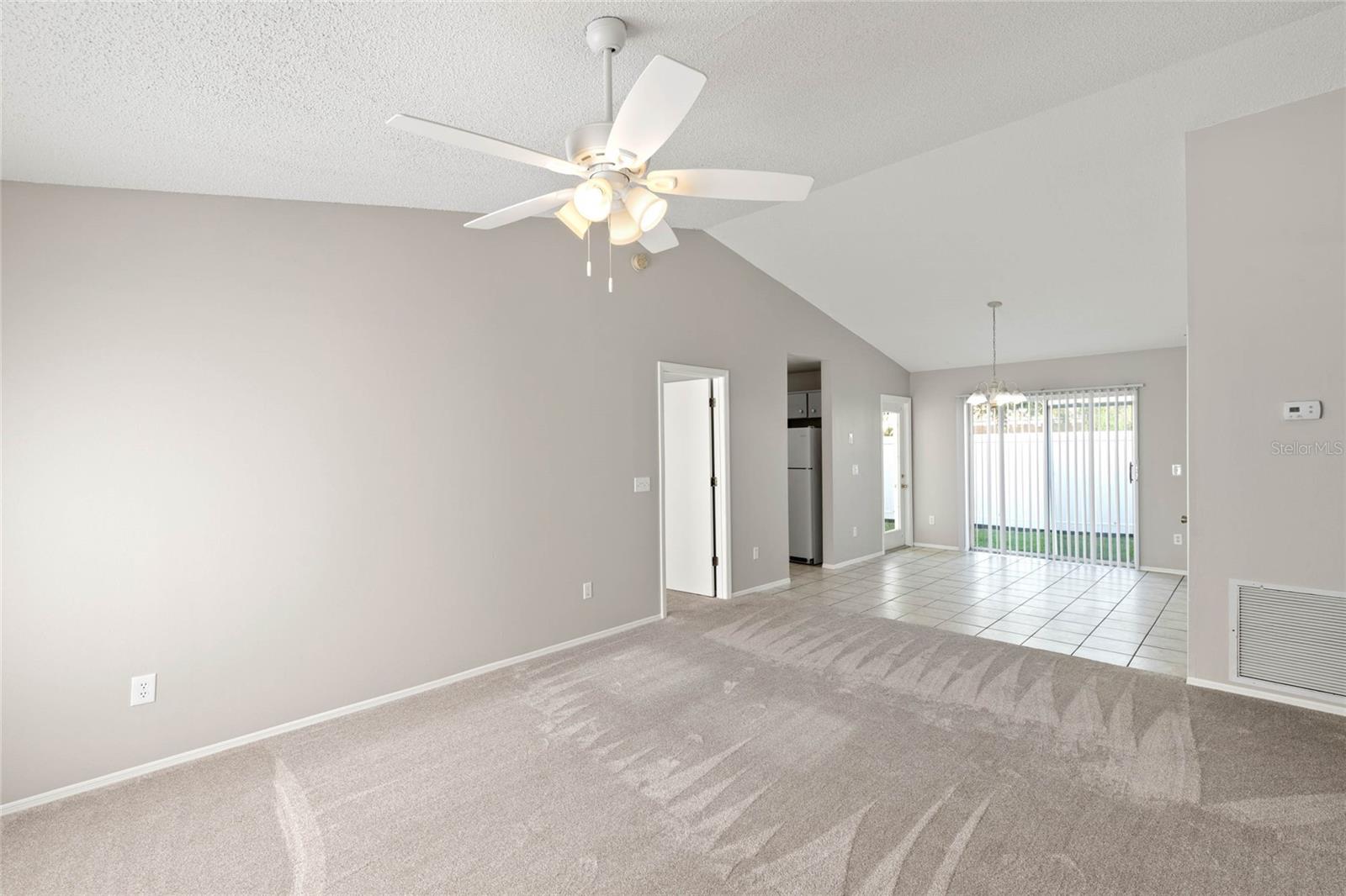 1726 Tropical Ct Property Photo 7