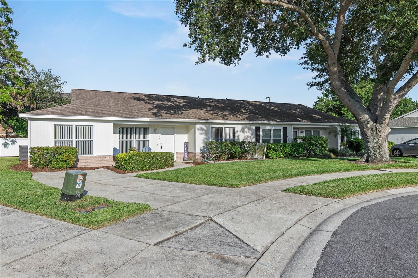 1726 Tropical Ct Property Photo 26