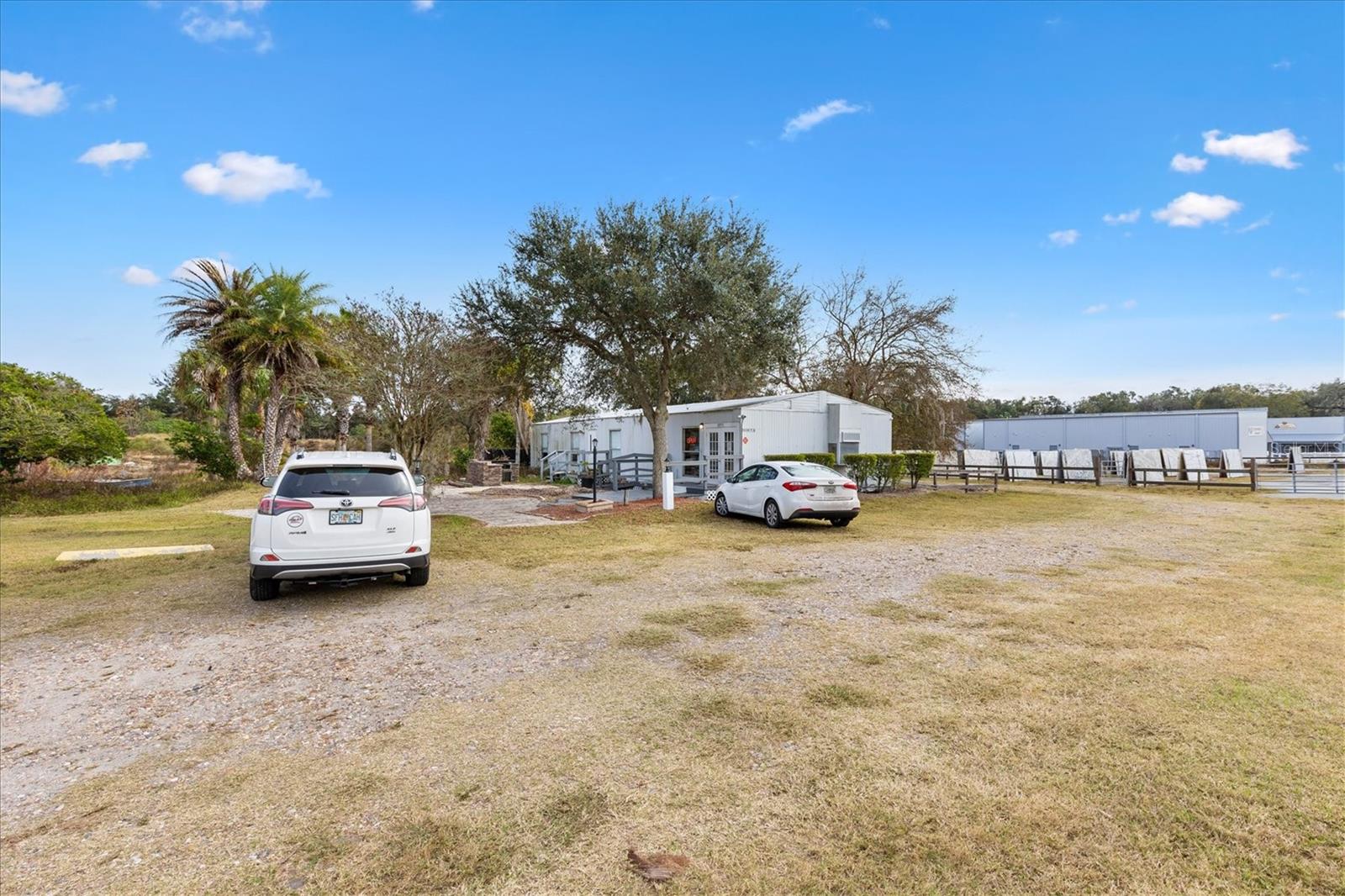 10973 N Us Highway 301 Property Photo 8
