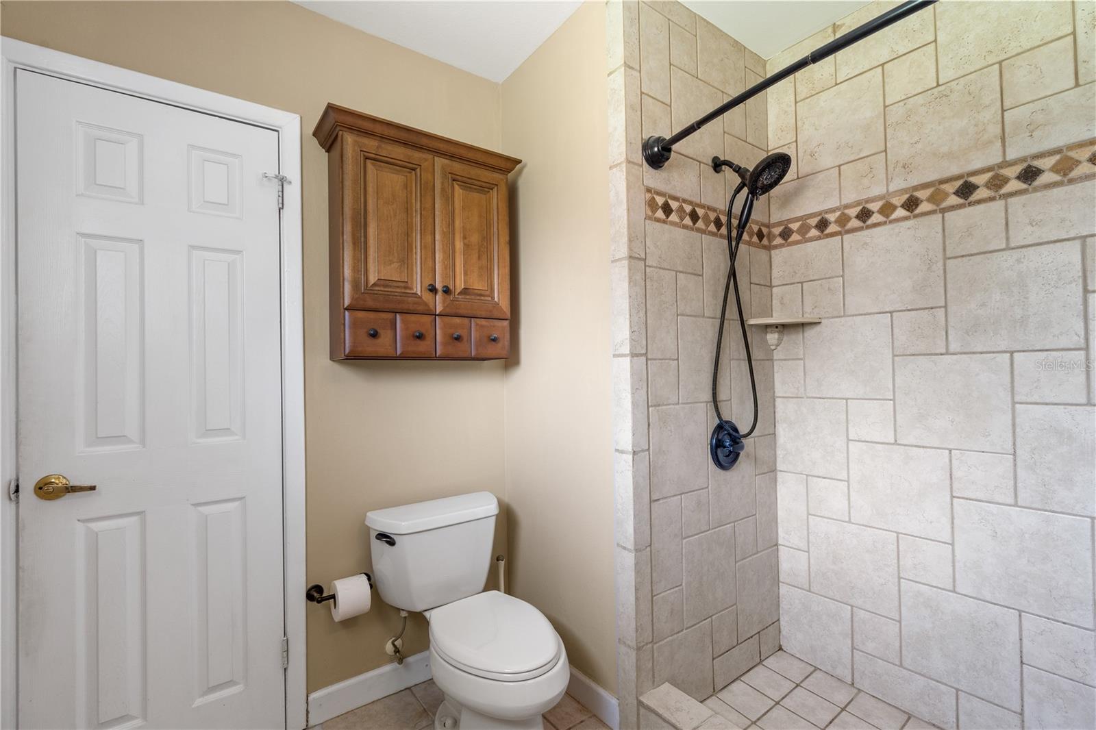 81 N Carol Ave Property Photo 37