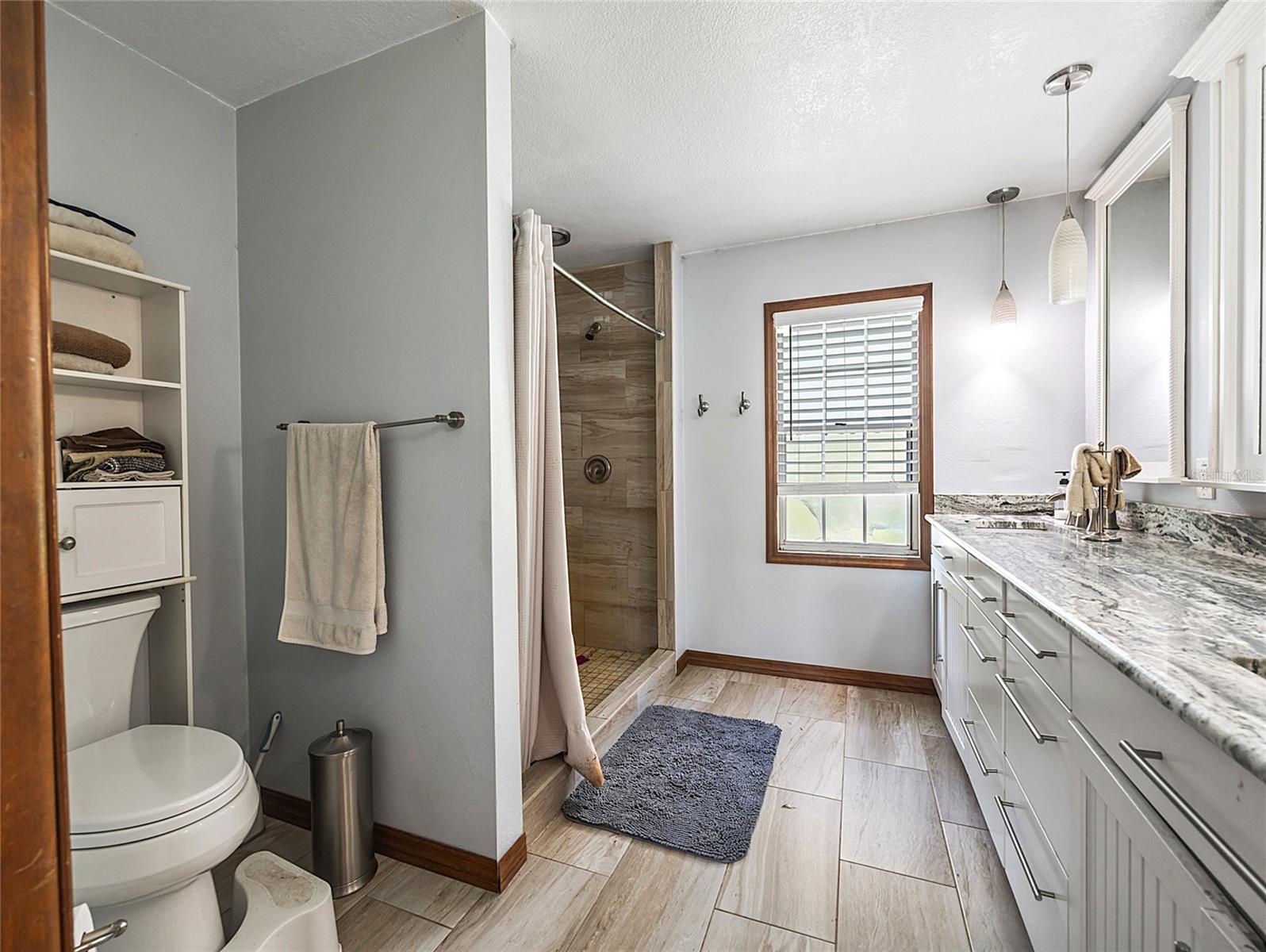 15733 Tower View Dr Property Photo 27