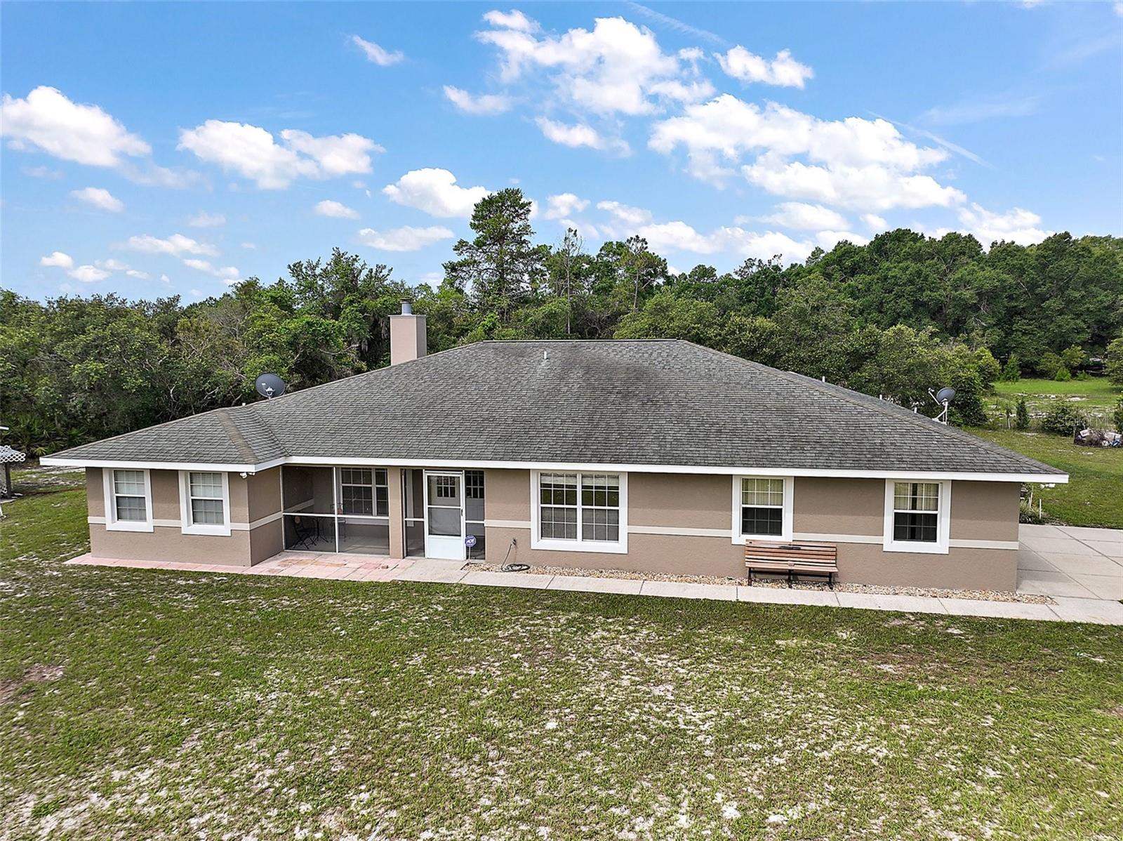 37007 FORESTDEL DR