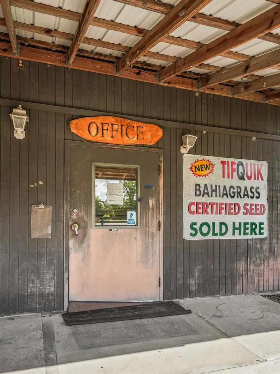 17950 S Us Highway 301 Property Photo 6