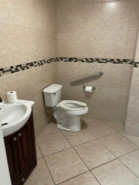 11609 S Orange Blossom Trl Property Photo 8