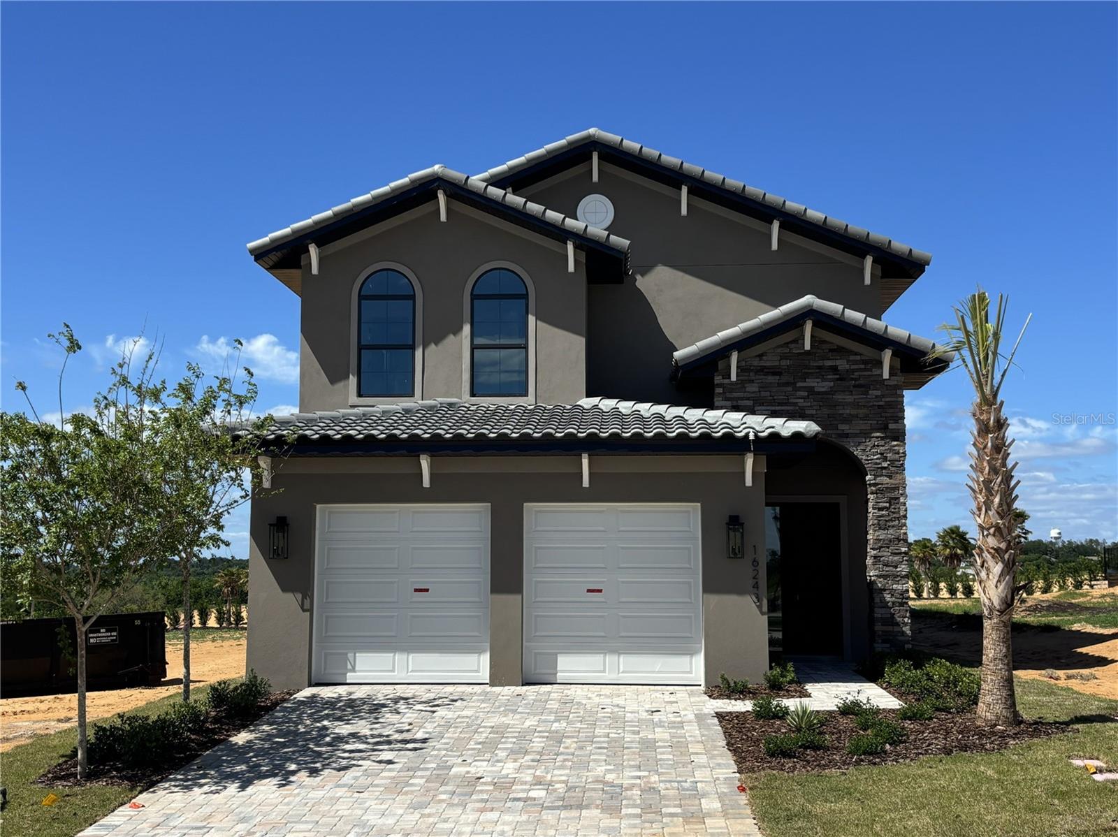 16243 VETTA DR Property Photo 1